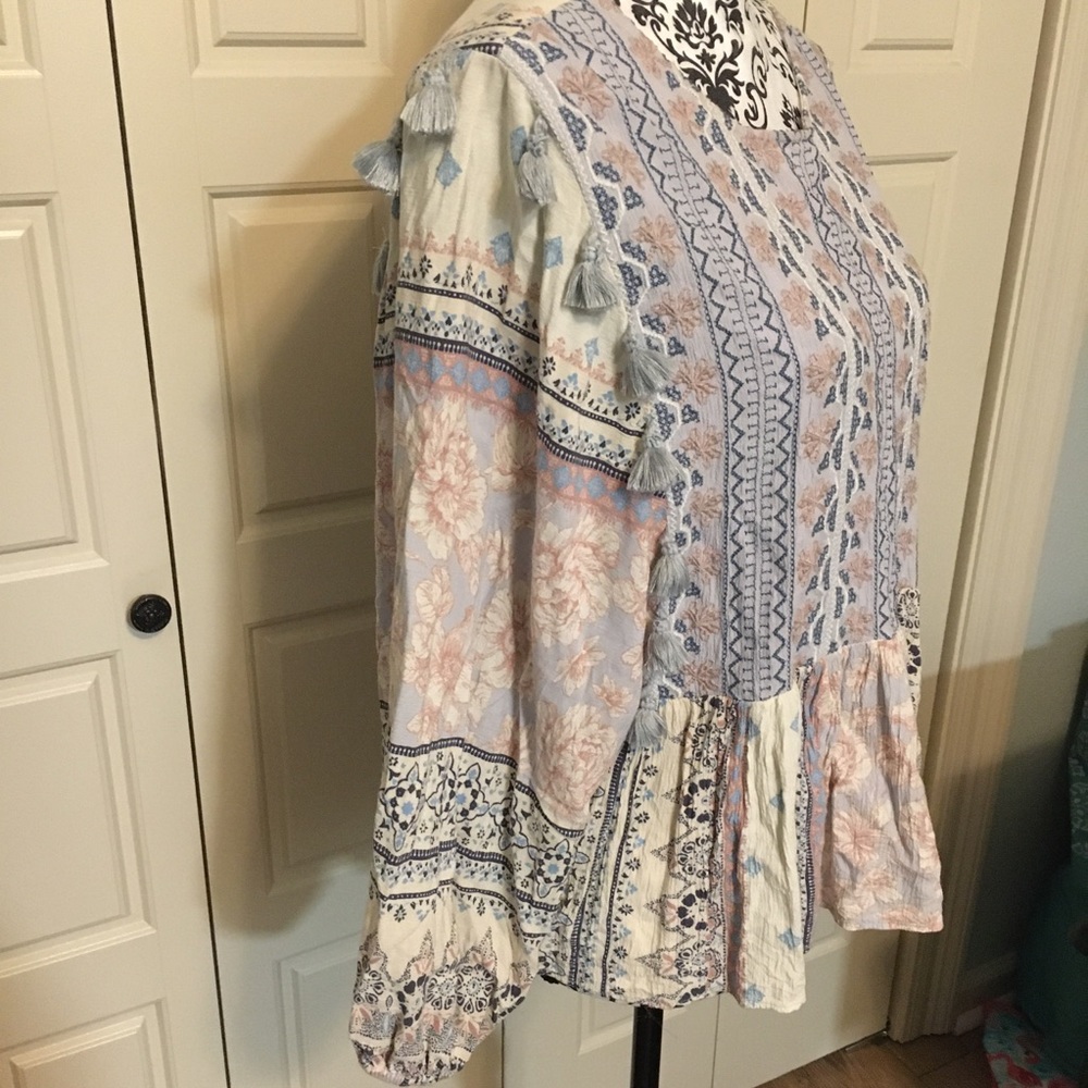 American Eagle Outfitters Pastel Floral Boho Peplum Blouse - Picture 3 of 7